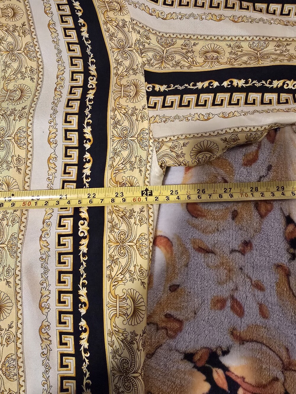 Authentic VERSACE CLASSIC V2 silk shirt - Picture 7 of 8